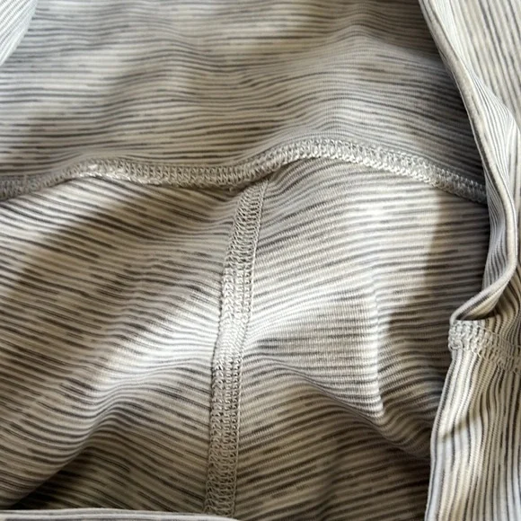 Lululemon Grey & White Striped Leggings - Picture 2 of 3